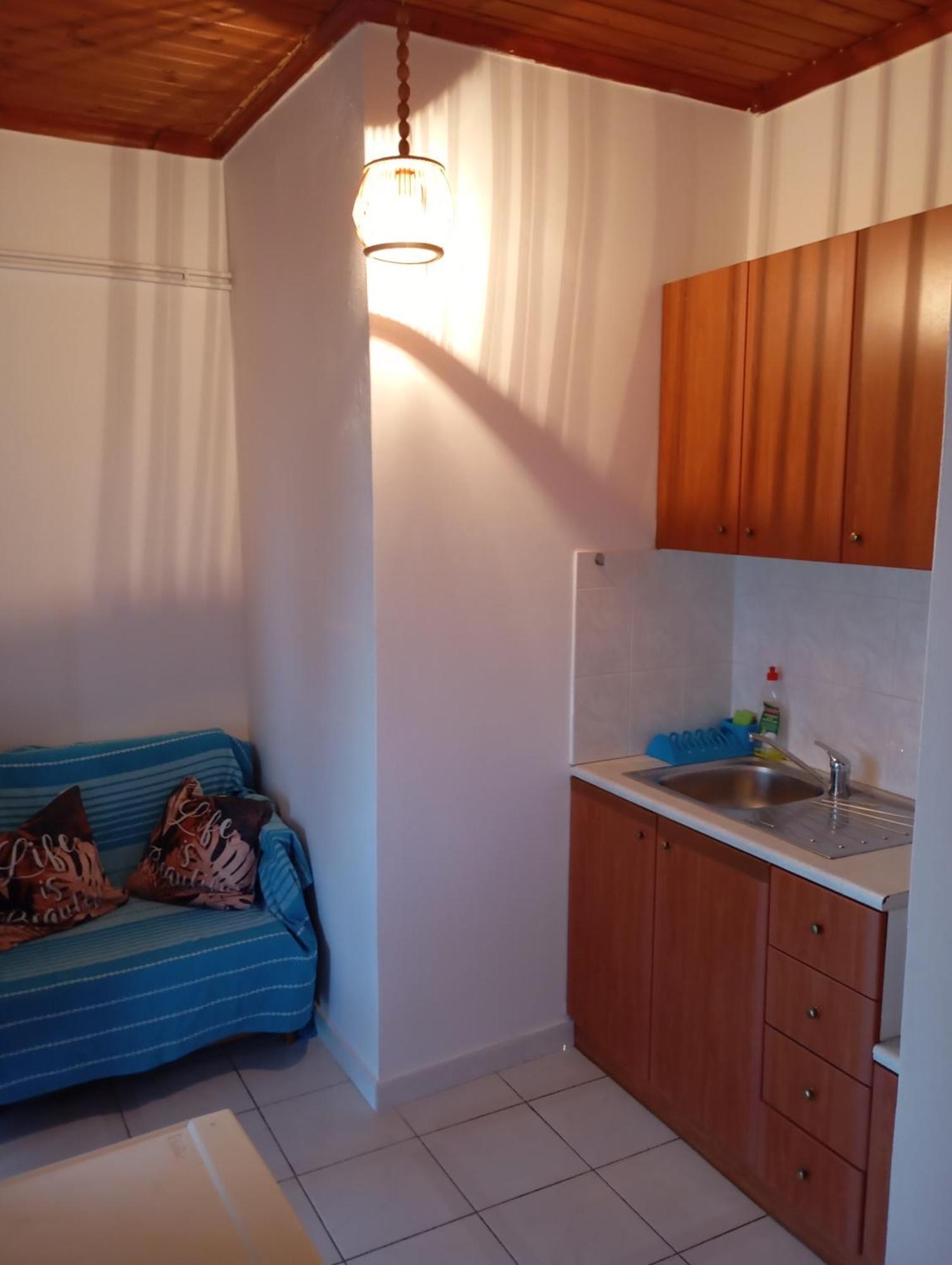 Mylonas Rooms Pandokrátor Eksteriør billede